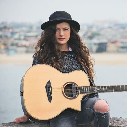 Amber Russell Concerts in Nashville